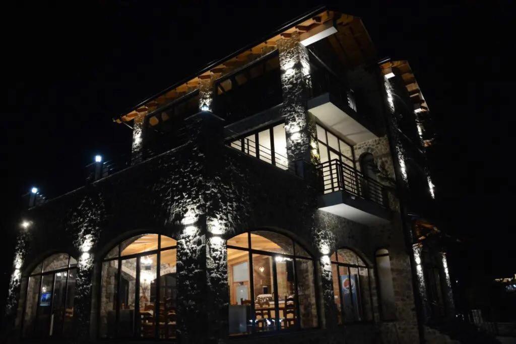 Hotel Bujtina Vrenezi Peshkopi Exterior foto