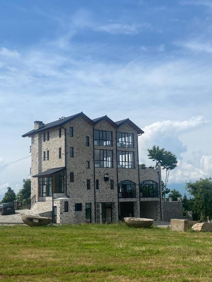 Hotel Bujtina Vrenezi Peshkopi Exterior foto